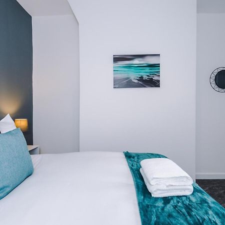 Cosy 3 Bed 3 Bath House - Central Liverpool -Self Check-In & Free Parking! Vila Exterior foto