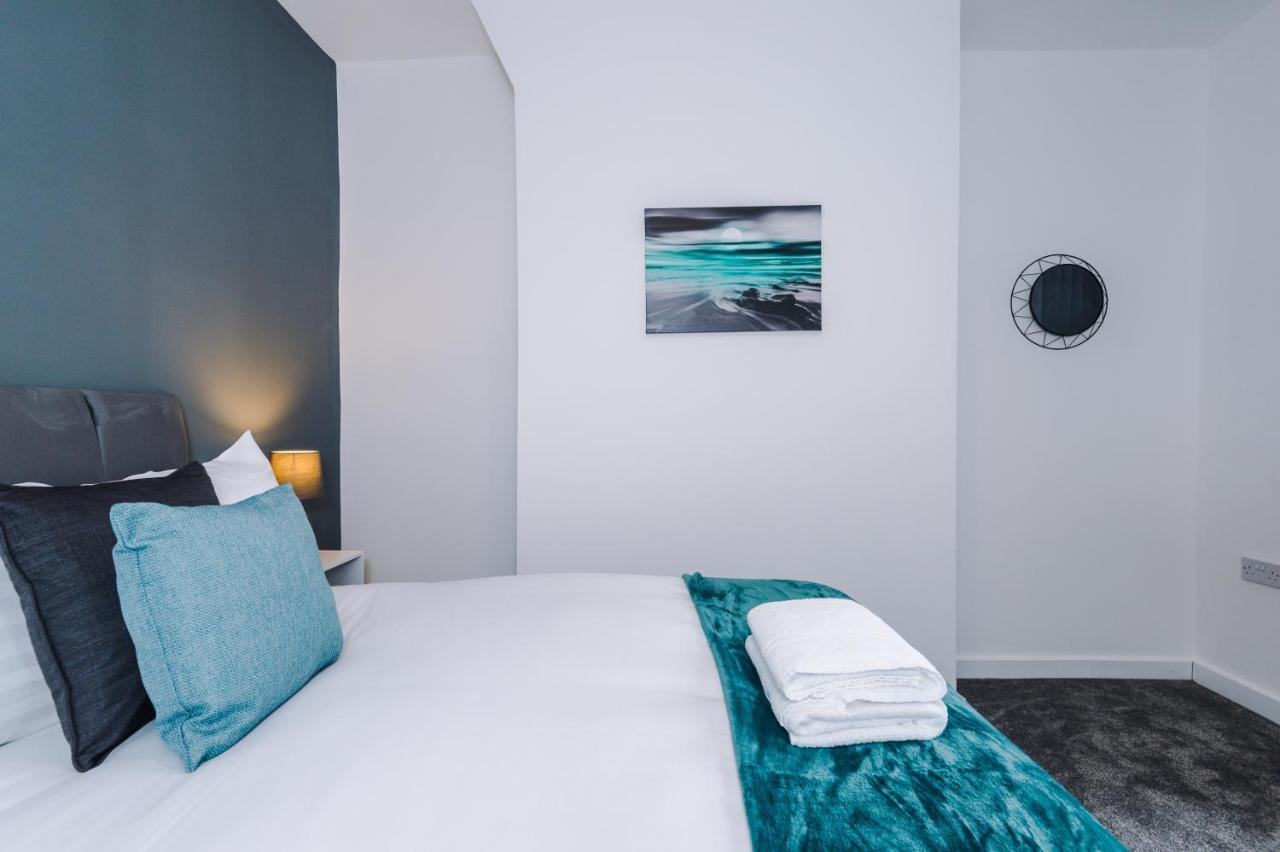 Cosy 3 Bed 3 Bath House - Central Liverpool -Self Check-In & Free Parking! Vila Exterior foto