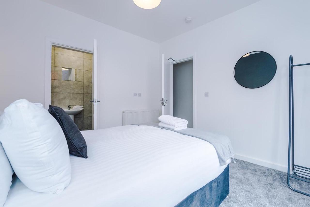 Cosy 3 Bed 3 Bath House - Central Liverpool -Self Check-In & Free Parking! Vila Exterior foto